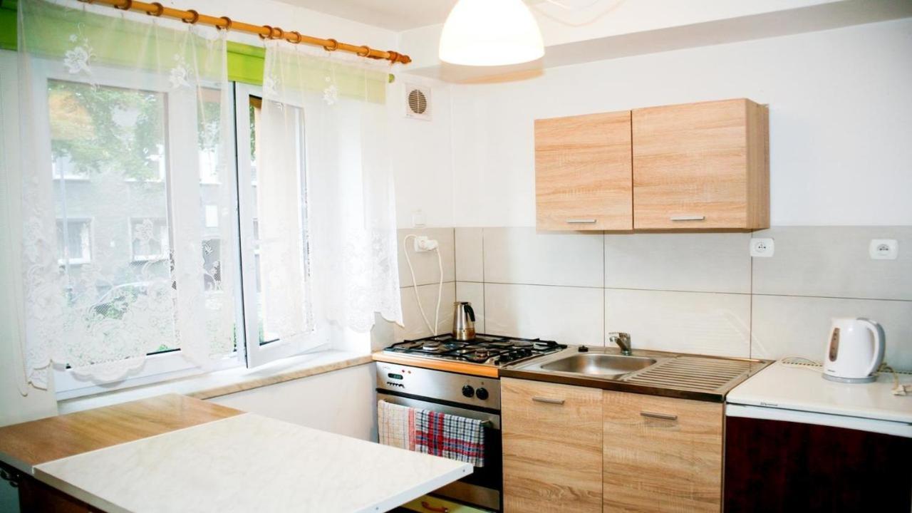 Apartament Studio - Mehoffera 1 Apartment Zabrze Bagian luar foto