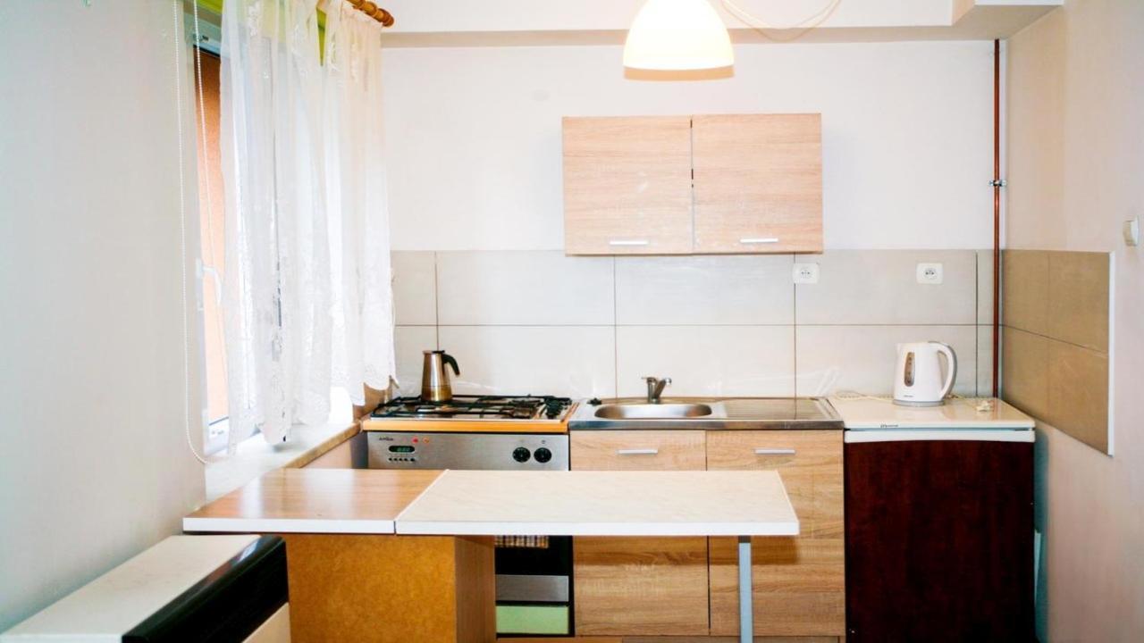 Apartament Studio - Mehoffera 1 Apartment Zabrze Bagian luar foto